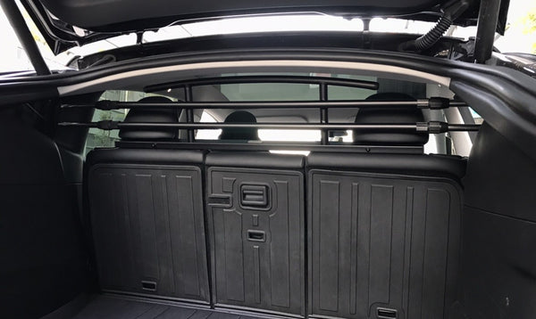 Tesla Model Y -koiraverkko – tuotekuva 3