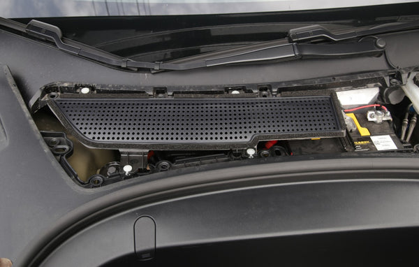 Tesla Model 3 -ilmanvaihdon suoja (2017–2020) – tuotekuva 4