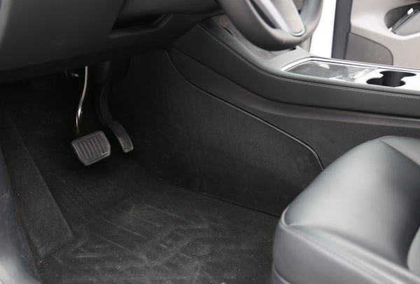 Tesla Model Y – TPE-zijbeschermers voor de middenconsole – productafbeelding 2