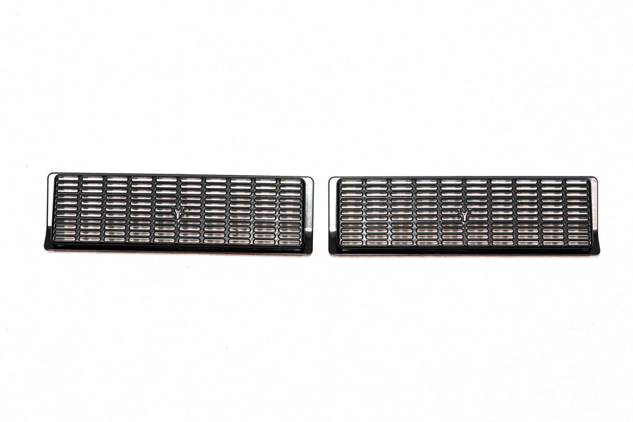 Tesla Model Y – under-seat air-vent grille (Shanghai-built vehicles)
