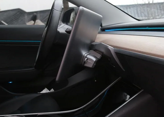 Tesla Model 3/Y – draaibare schermbeugel – productafbeelding 3
